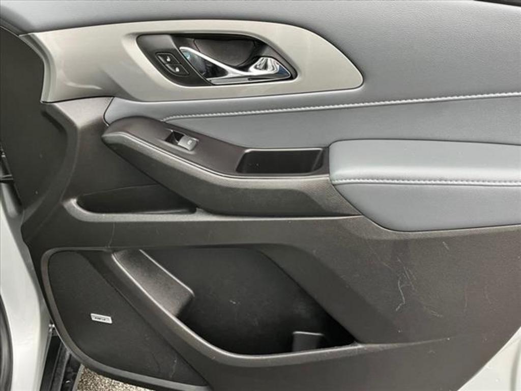 2020 Chevrolet Traverse LT Leather photo