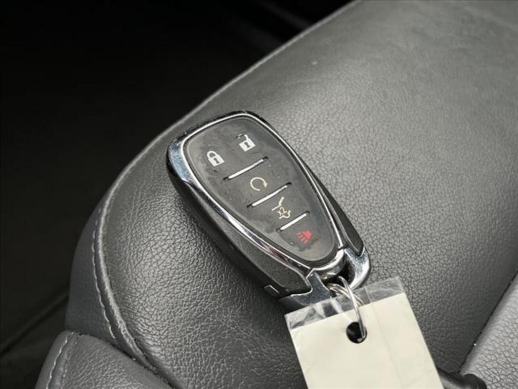 2020 Chevrolet Traverse LT Leather photo