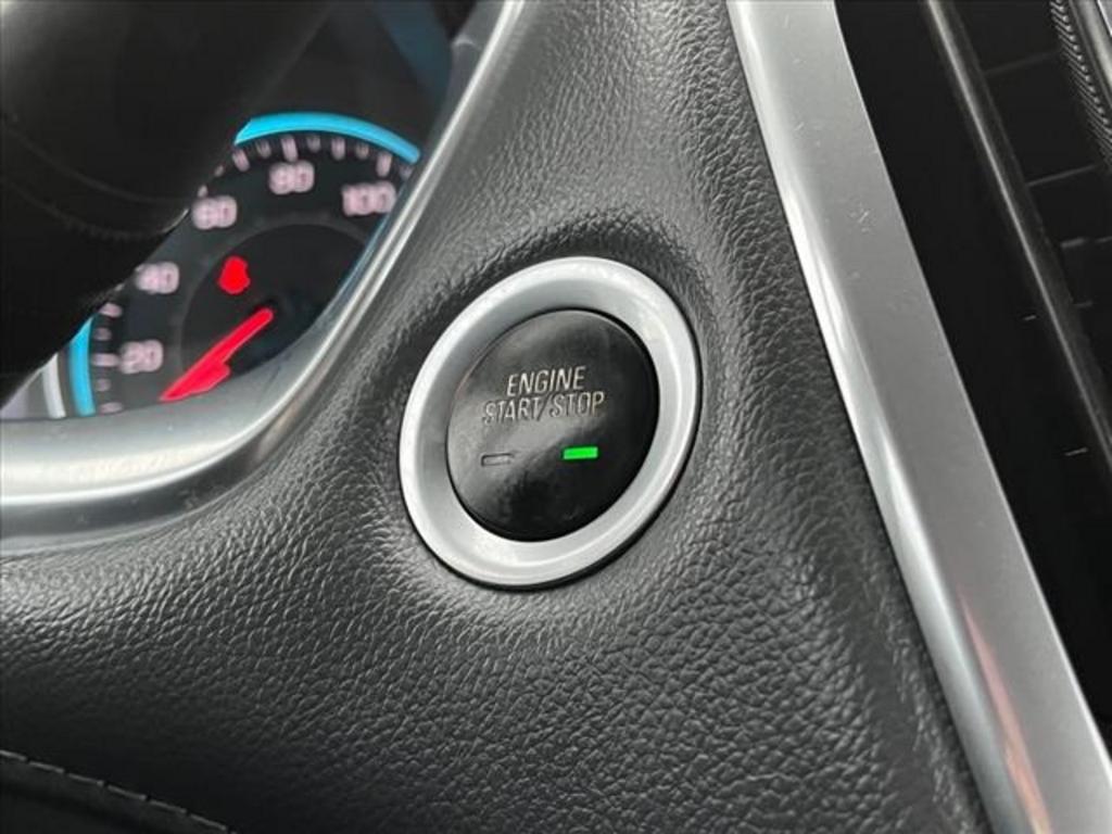 2020 Chevrolet Traverse LT Leather photo