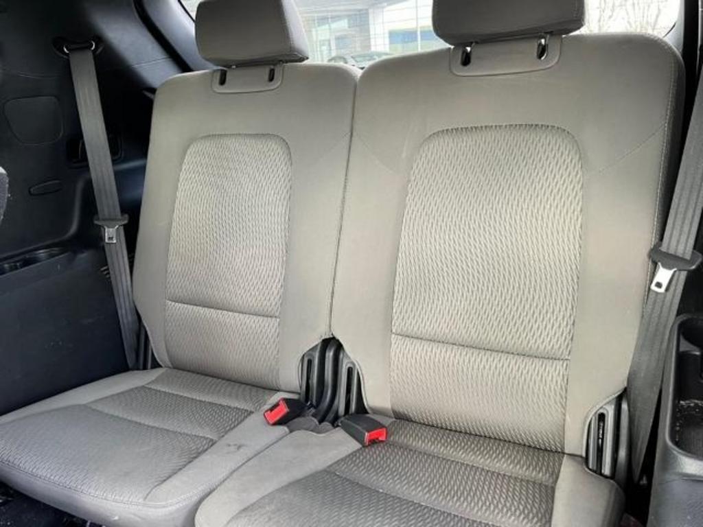 2016 Hyundai Santa Fe - $20,190