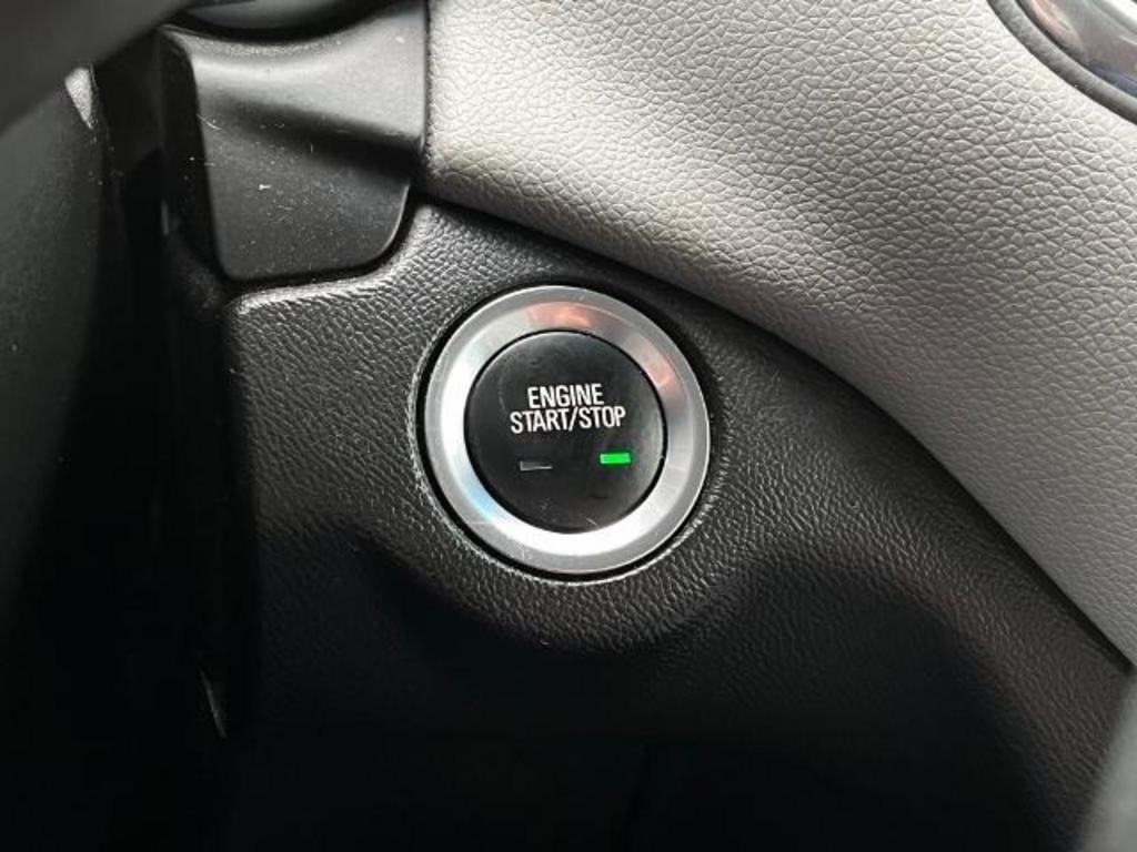 2020 Chevrolet Equinox LT photo