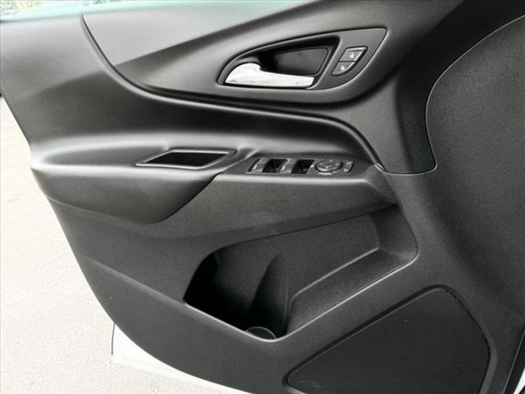 2020 Chevrolet Equinox LT photo