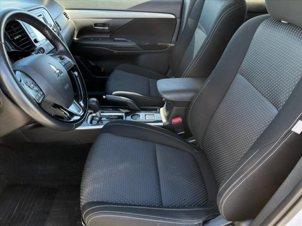 2017 Mitsubishi Outlander - $19,510