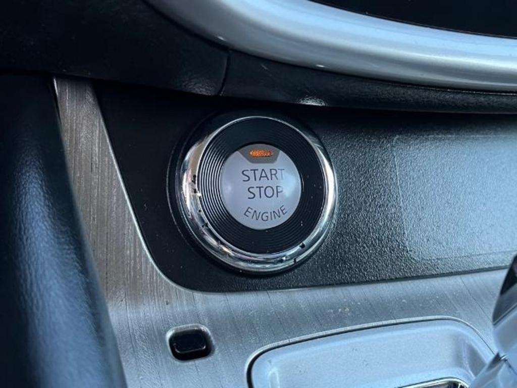 2017 Nissan Murano SV photo