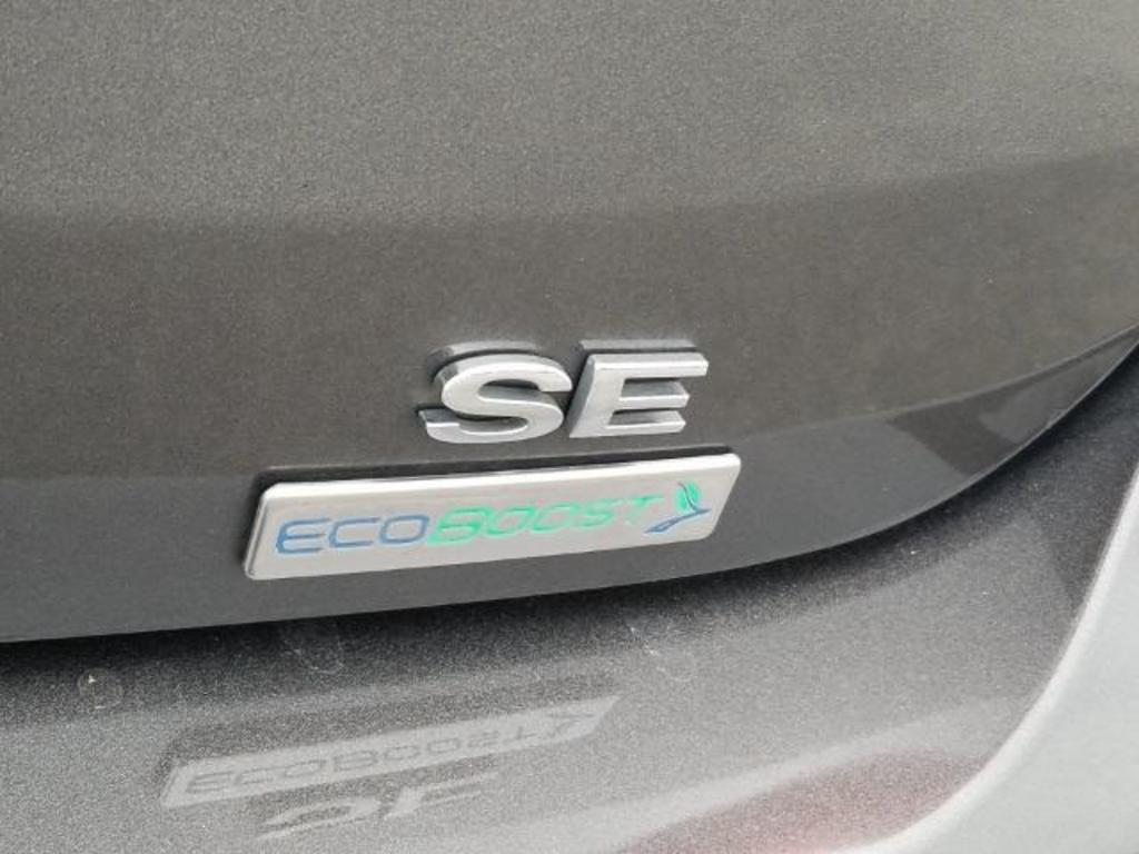 2015 Ford Focus SE photo