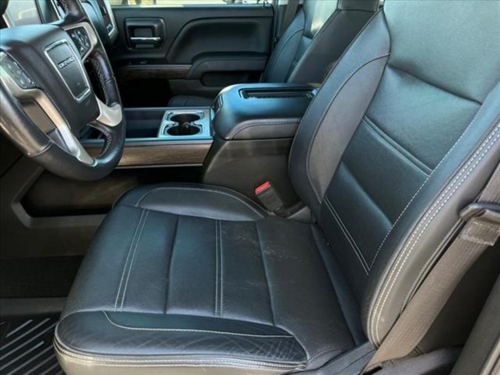 2017 GMC Sierra 3500HD Denali photo