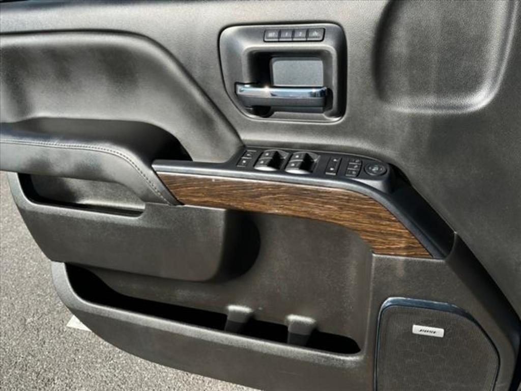2017 GMC Sierra 3500HD Denali photo