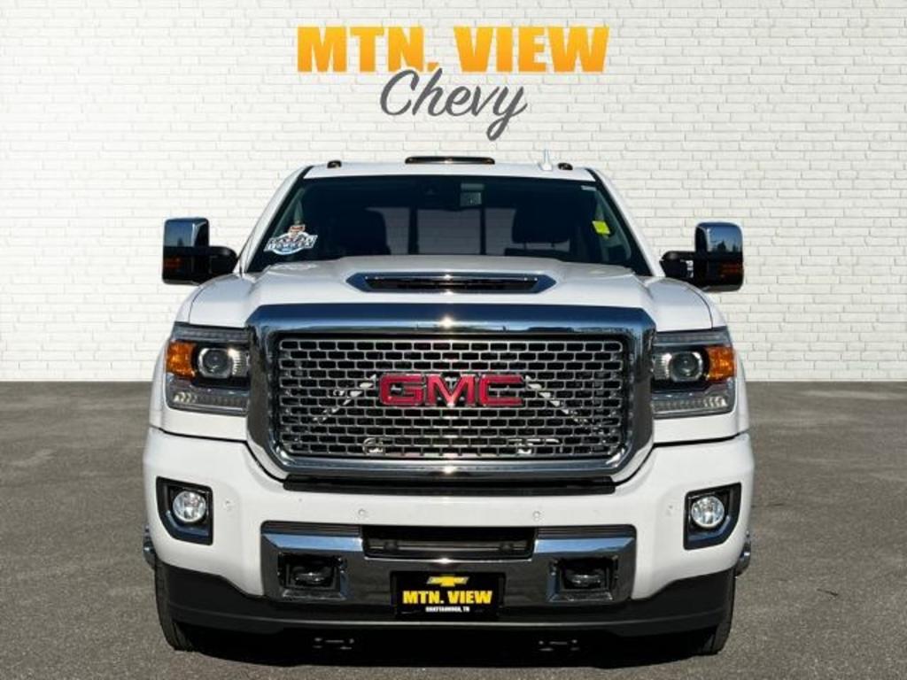 2017 GMC Sierra 3500HD Denali photo