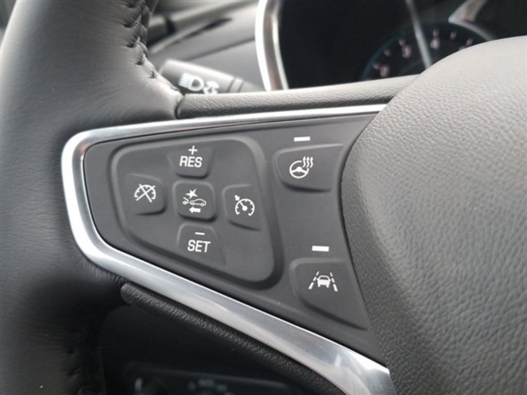 2022 Chevrolet Equinox LT photo