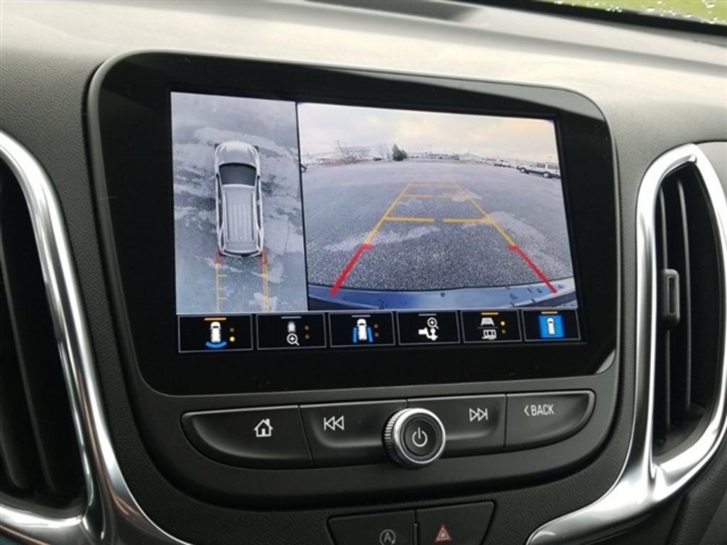 2022 Chevrolet Equinox LT photo