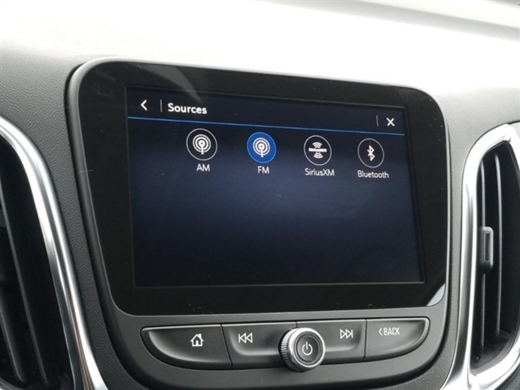 2022 Chevrolet Equinox LT photo
