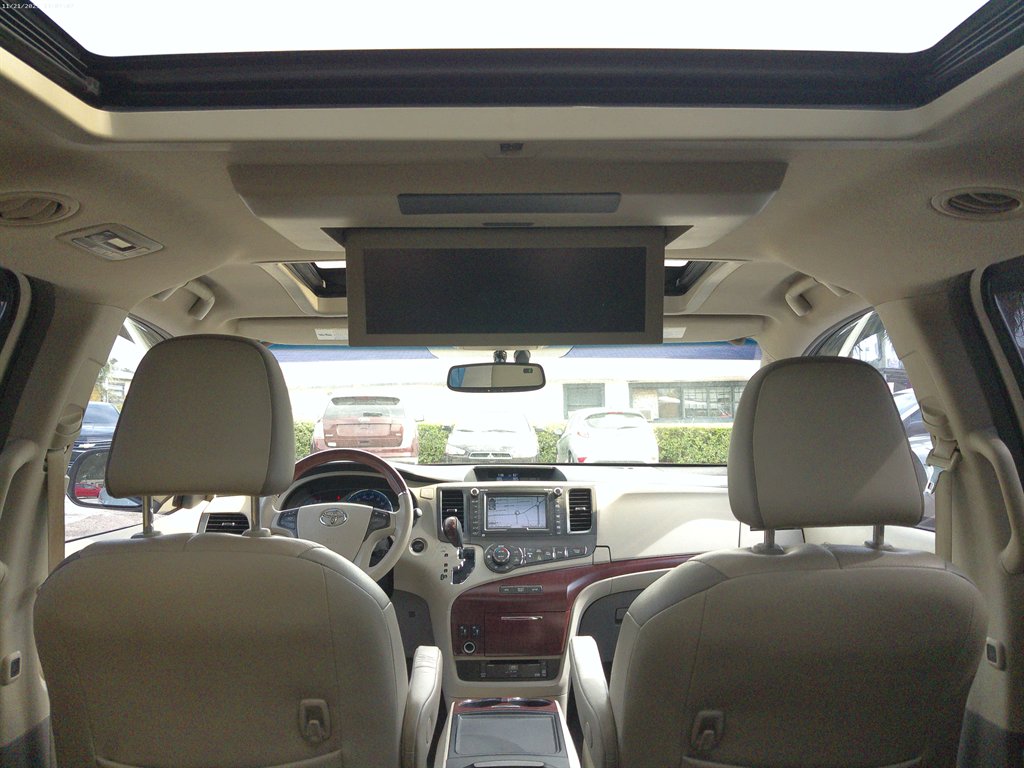 2014 Toyota Sienna