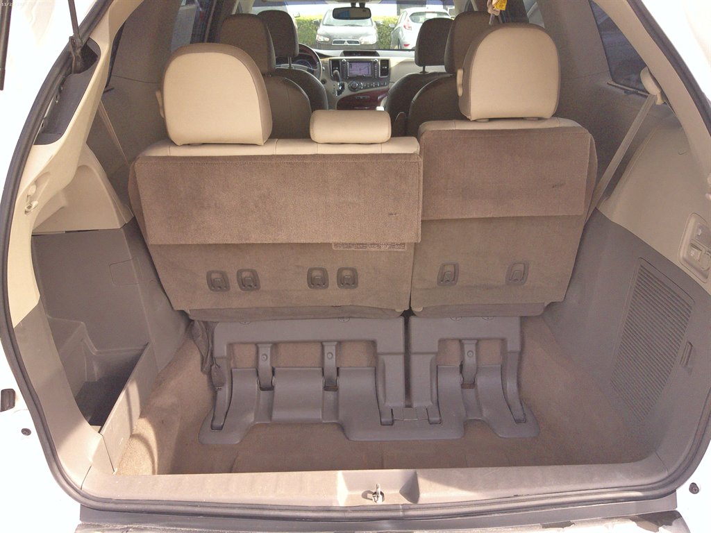 2014 Toyota Sienna
