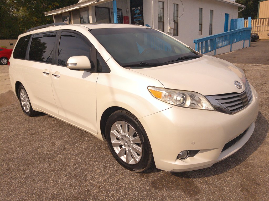 2014 Toyota Sienna