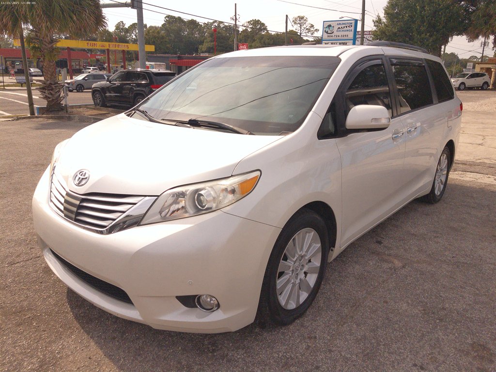 2014 Toyota Sienna