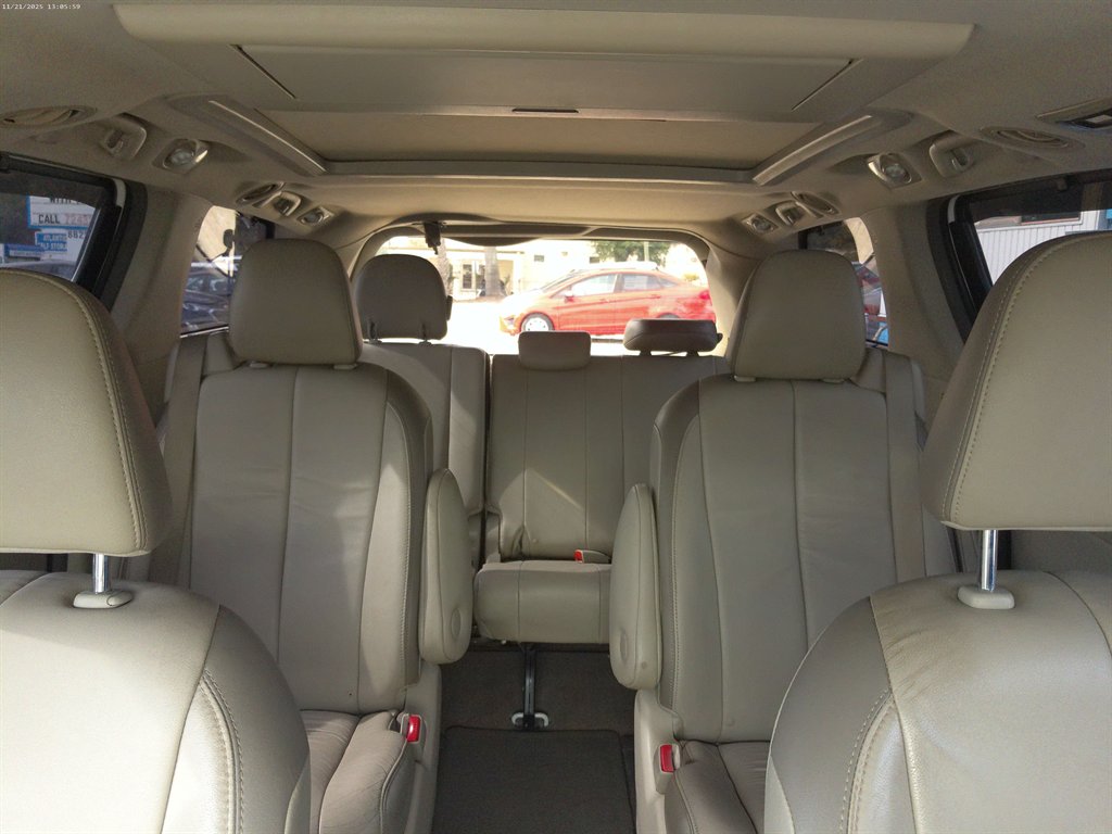 2014 Toyota Sienna