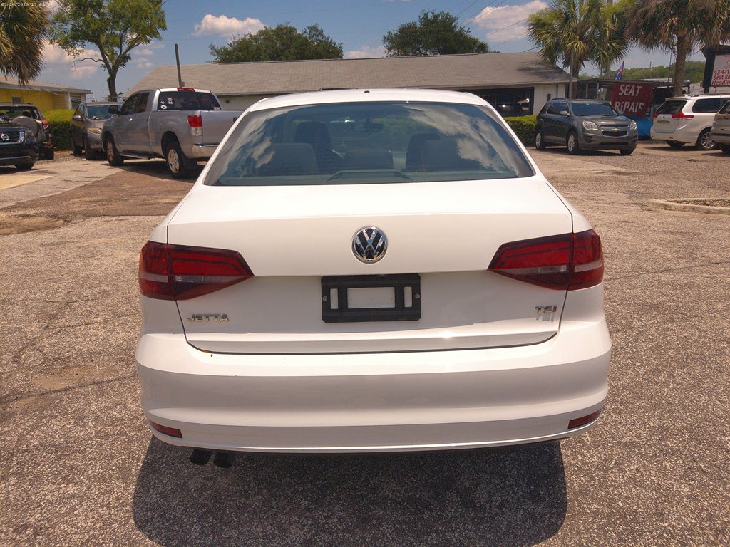 2017 Volkswagen Jetta