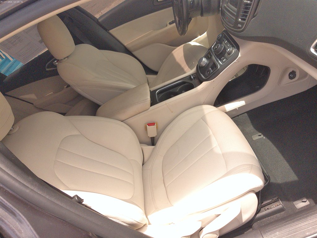 2016 Chrysler 200