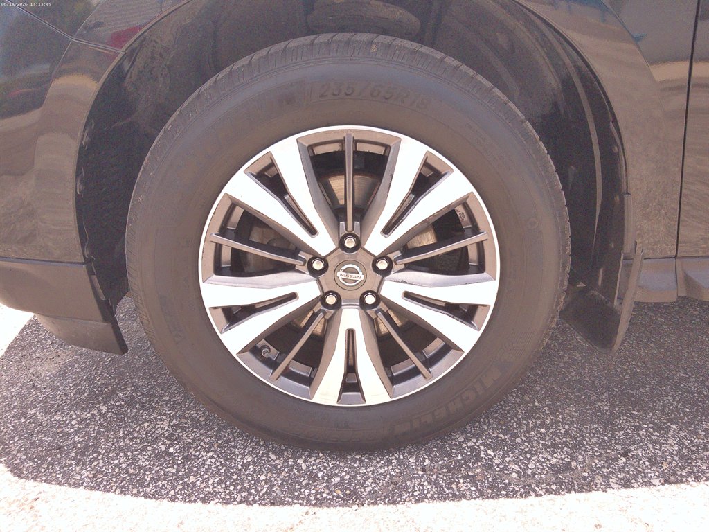 2017 Nissan Pathfinder