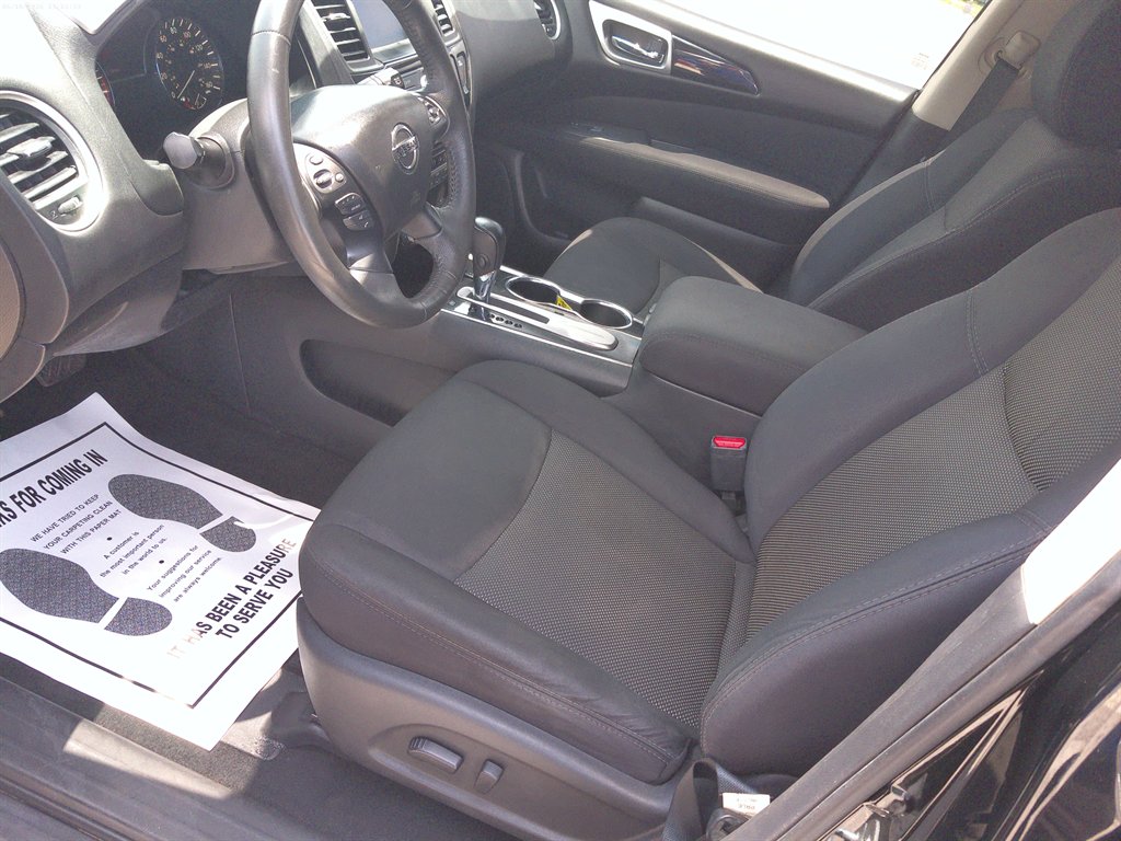 2017 Nissan Pathfinder