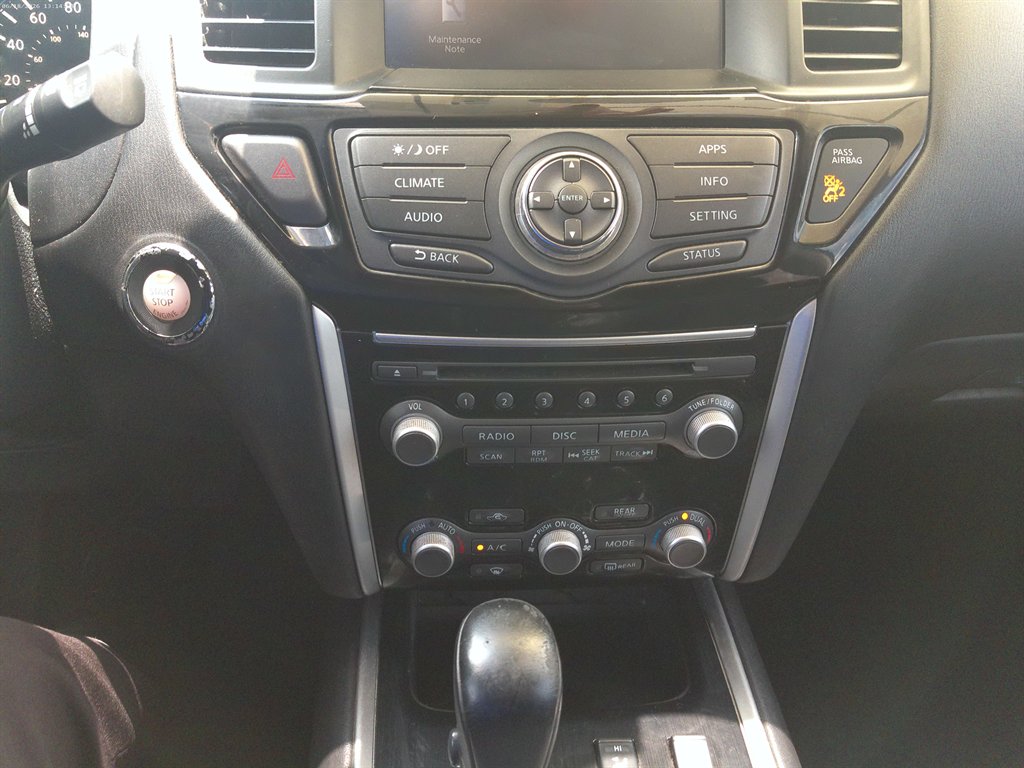 2017 Nissan Pathfinder