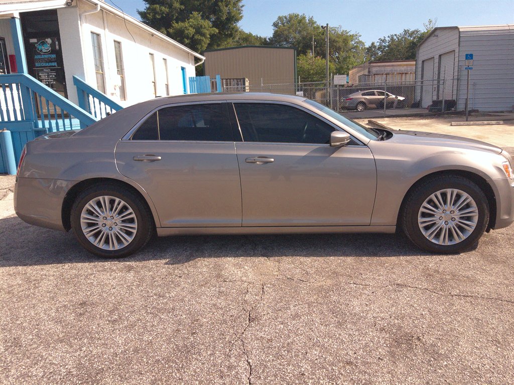 2014 Chrysler 300