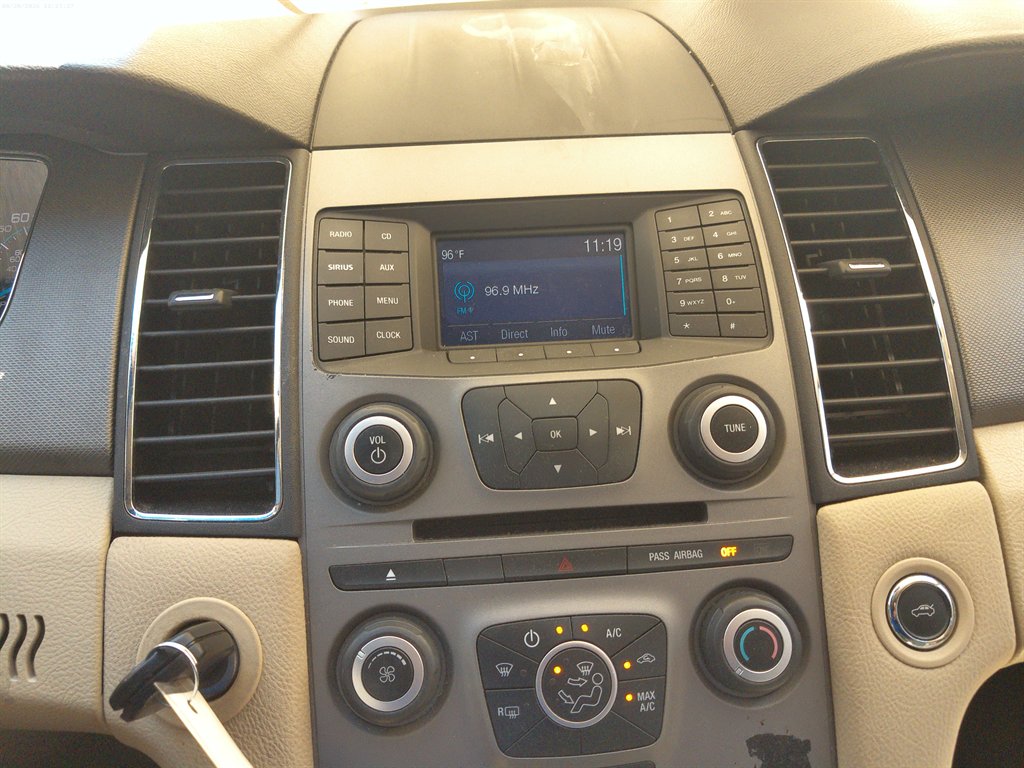 2016 Ford Taurus