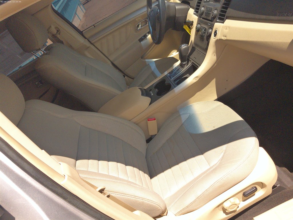 2016 Ford Taurus