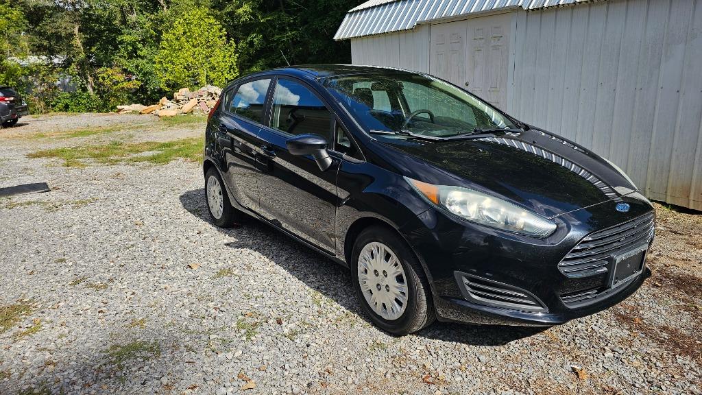 2016 Ford Fiesta - $5,000
