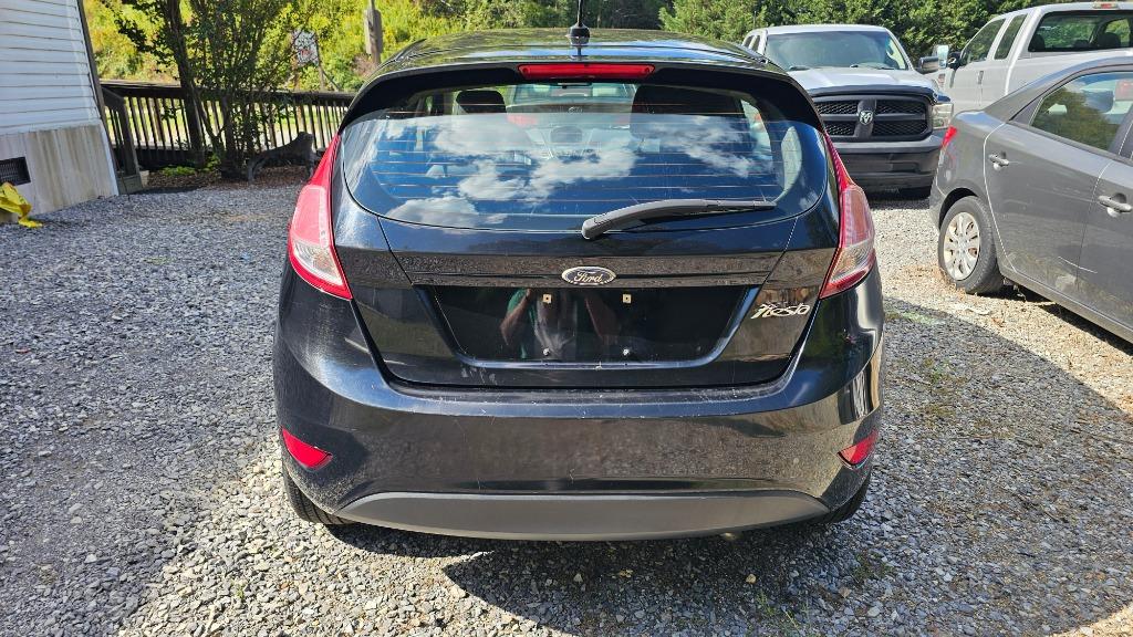 2016 Ford Fiesta - $5,000