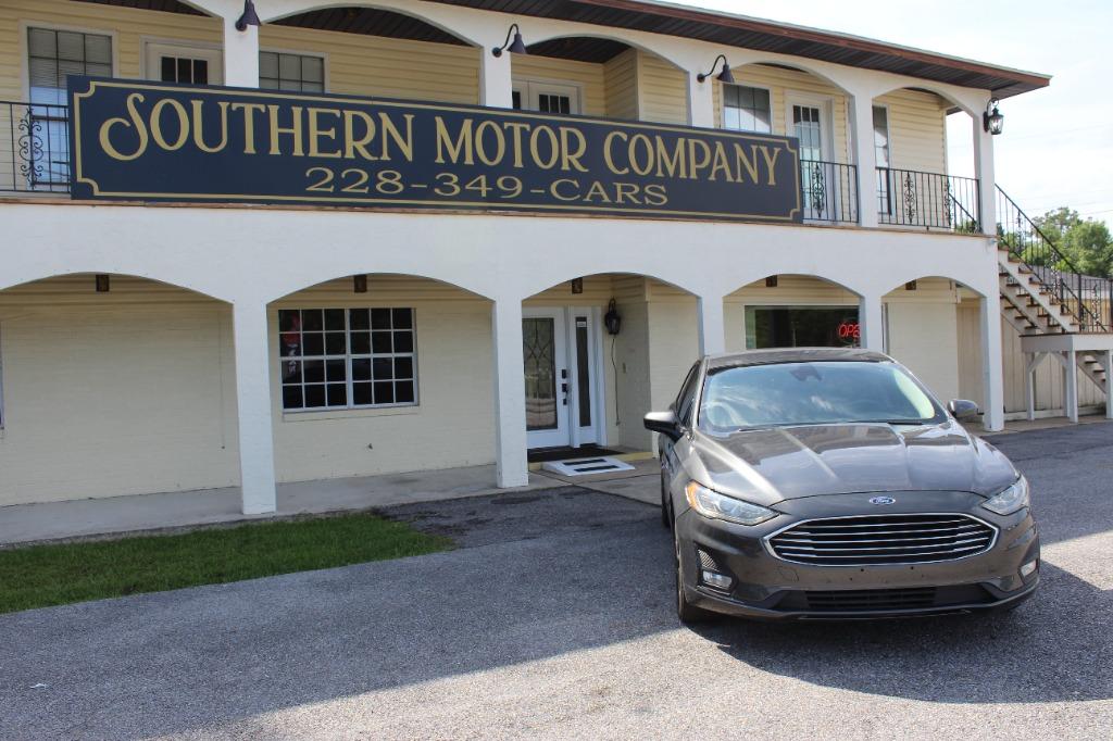 2020 Ford Fusion SE photo