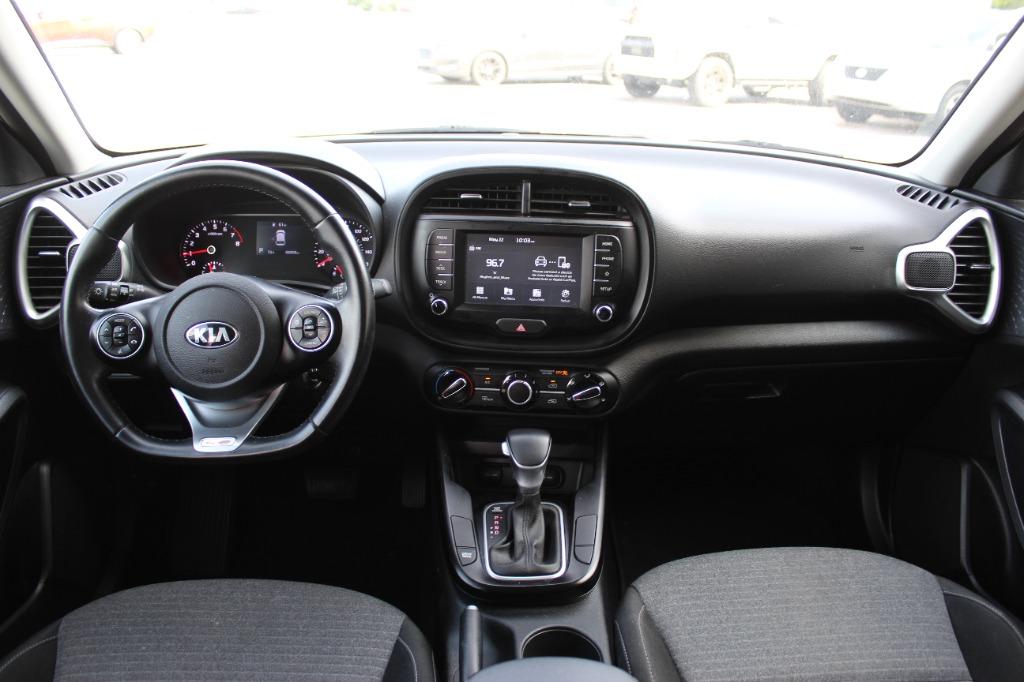 2021 Kia Soul GT-Line photo