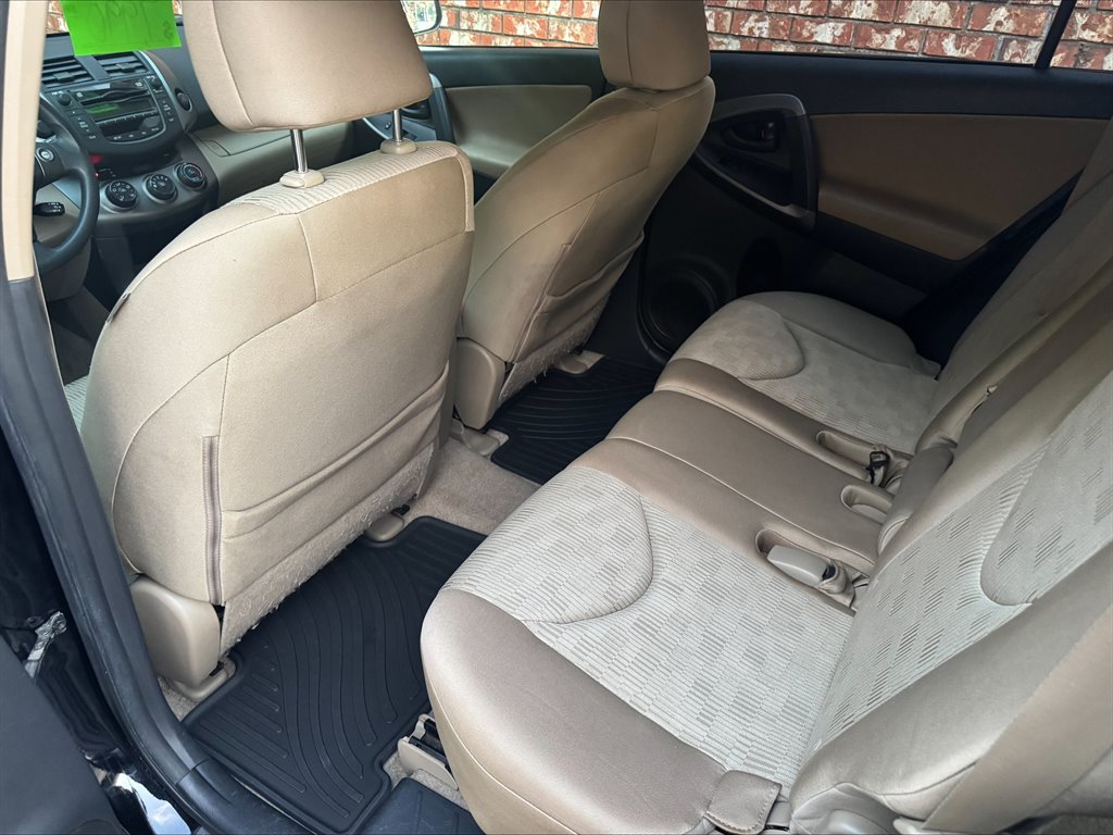 2009 Toyota RAV4 photo