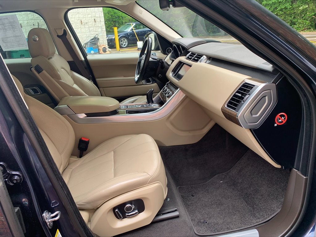 2016 Land Rover Range Rover Sport - $19,990