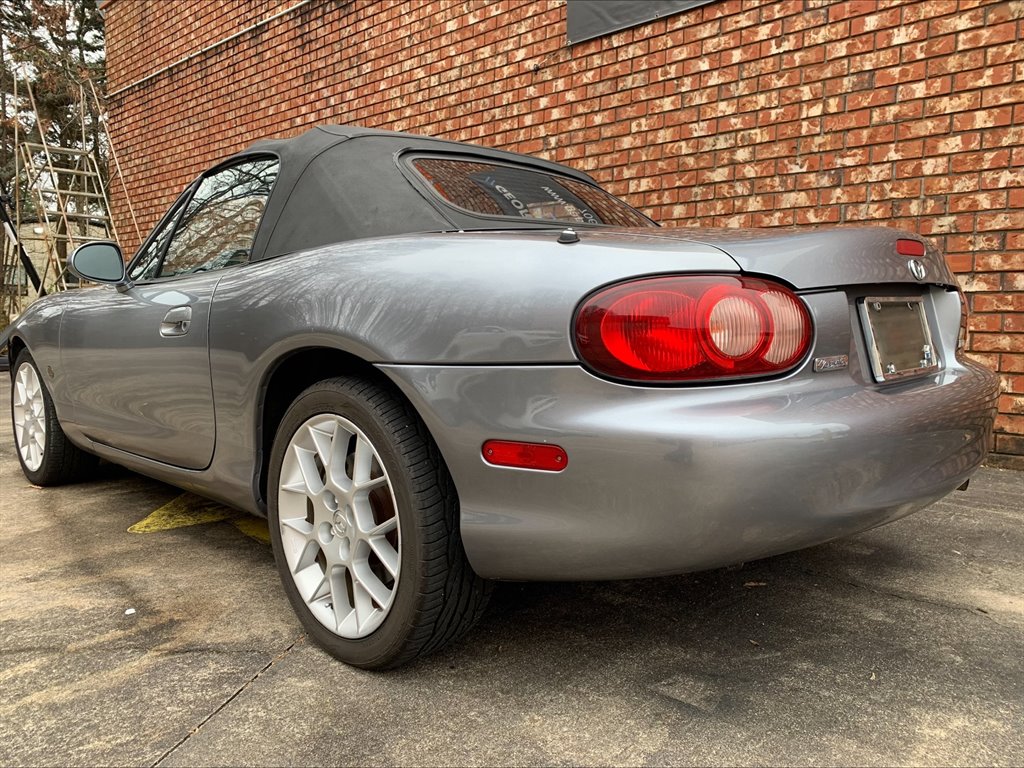 2002 MAZDA MX-5 - $7,990