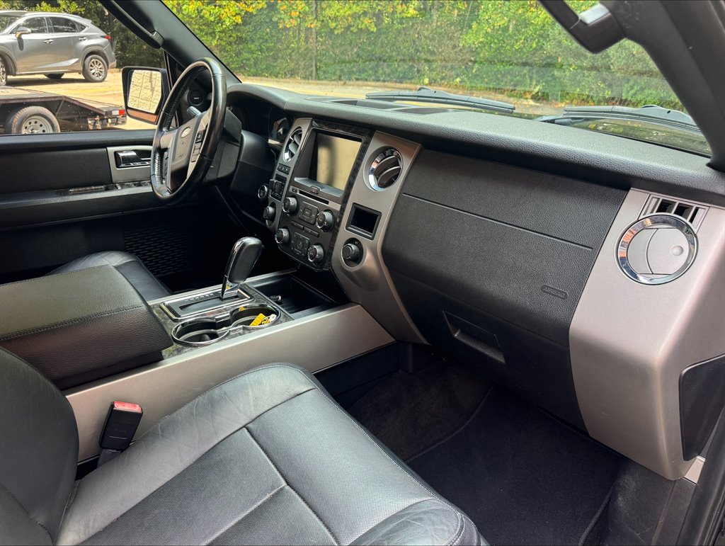2015 Ford Expedition Limited photo