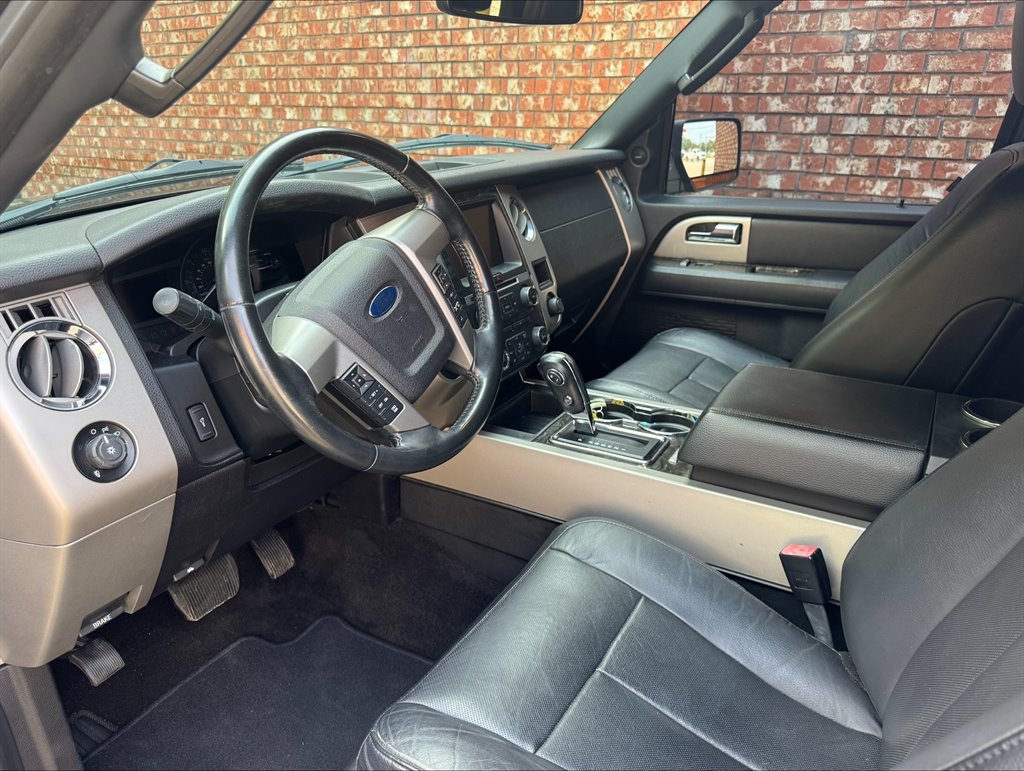 2015 Ford Expedition Limited photo