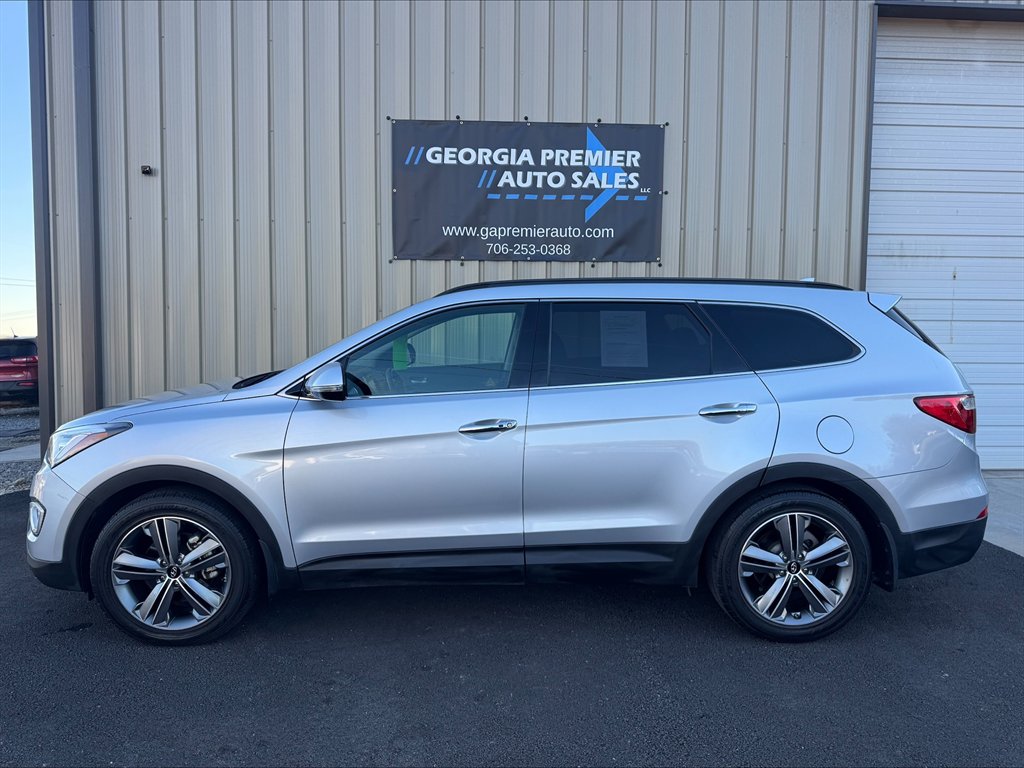 2015 Hyundai Santa Fe - $12,990
