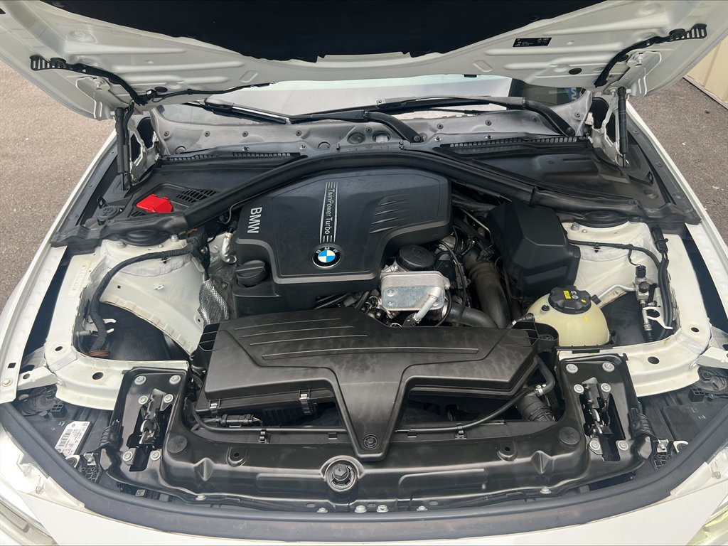 2016 BMW 3 Series - $8,990