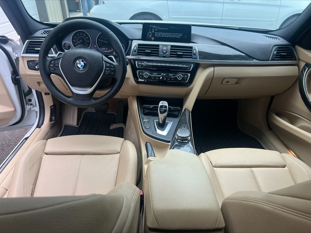 2016 BMW 3 Series - $8,990