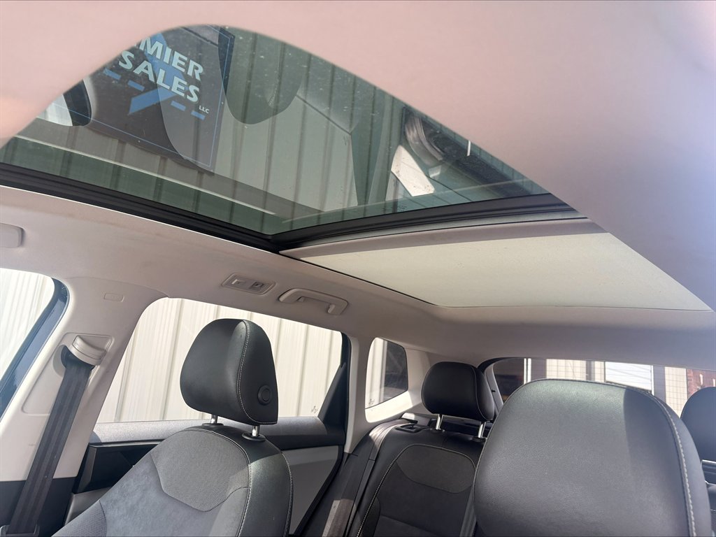 2022 Volkswagen Taos - $15,990
