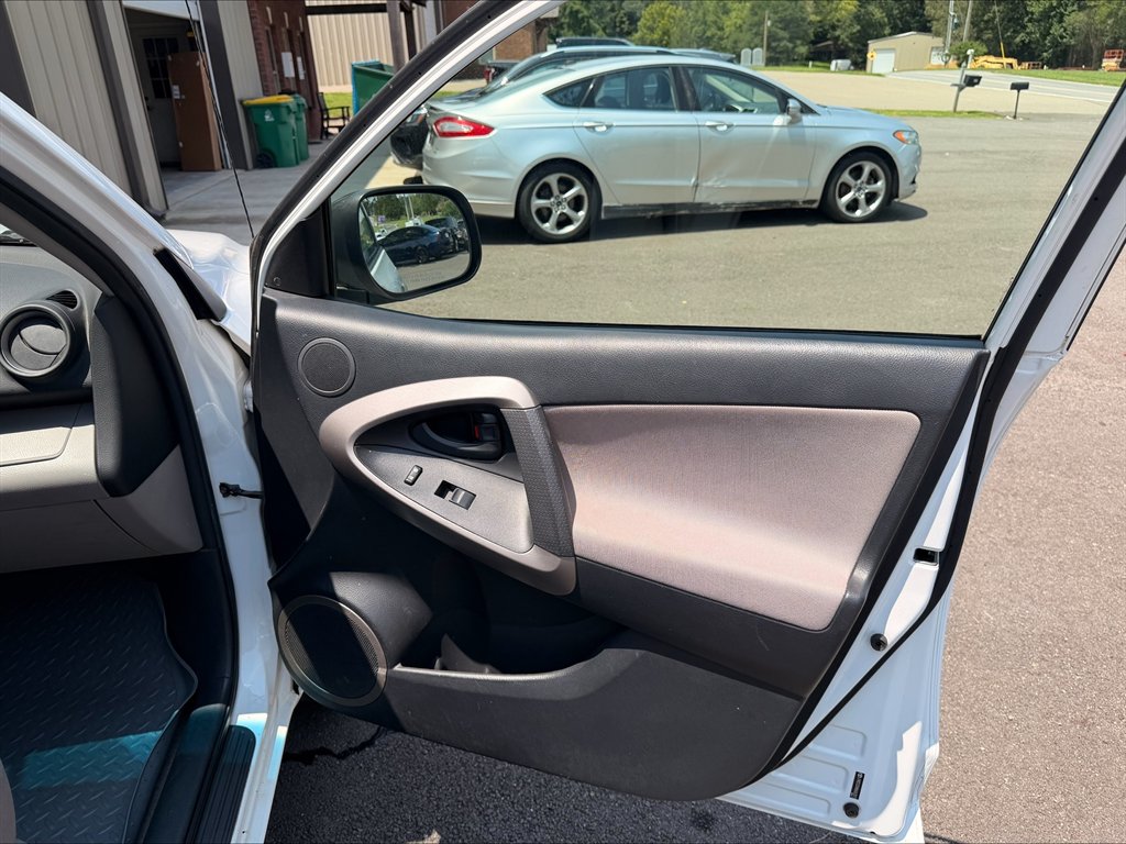 2008 Toyota RAV4 - $3,990