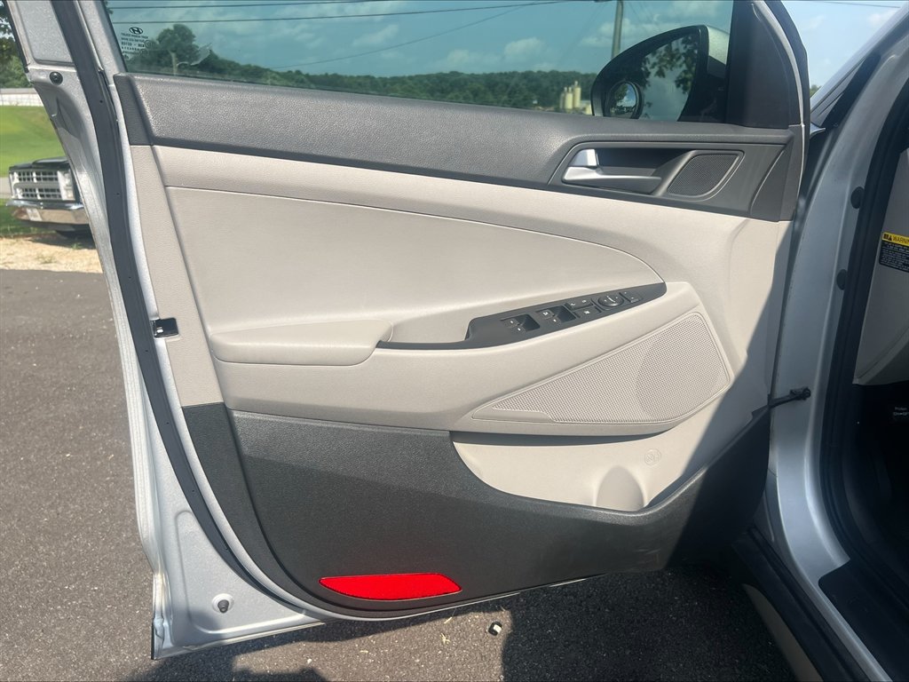 2017 Hyundai Tucson - $10,990