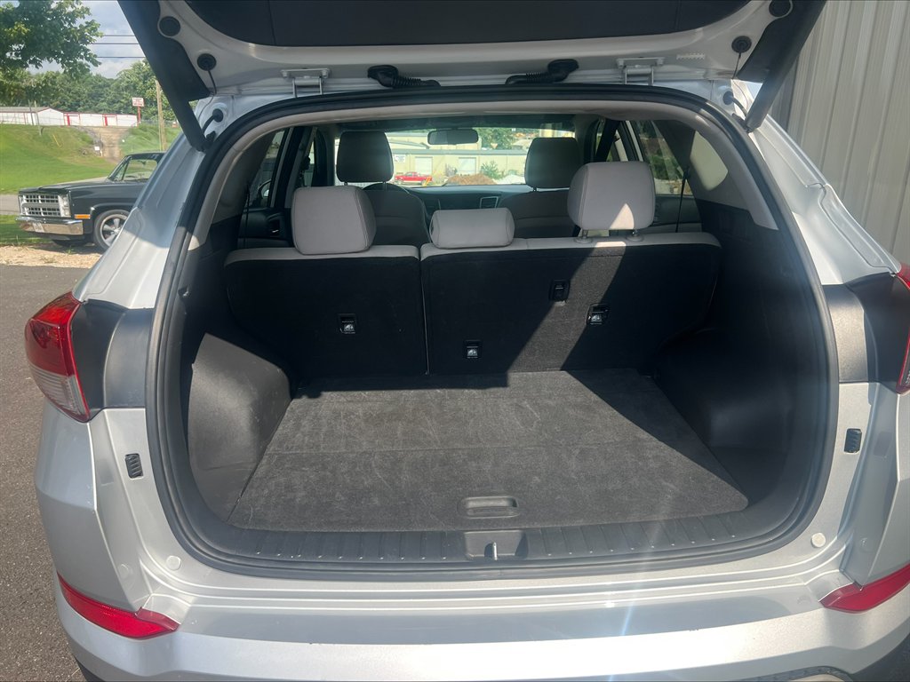 2017 Hyundai Tucson - $10,990