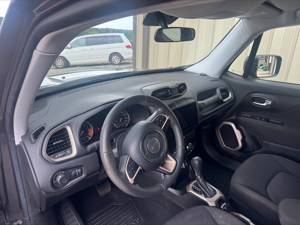 2017 Jeep Renegade - $10,990