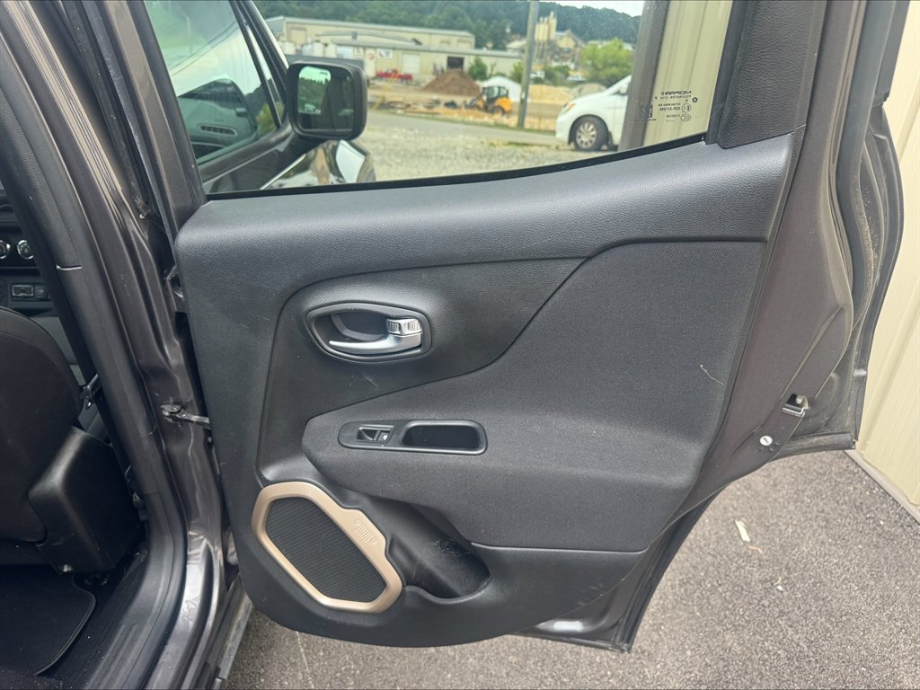 2017 Jeep Renegade - $10,990