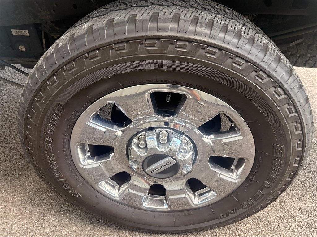 2017 Ford F-250 - $42,990