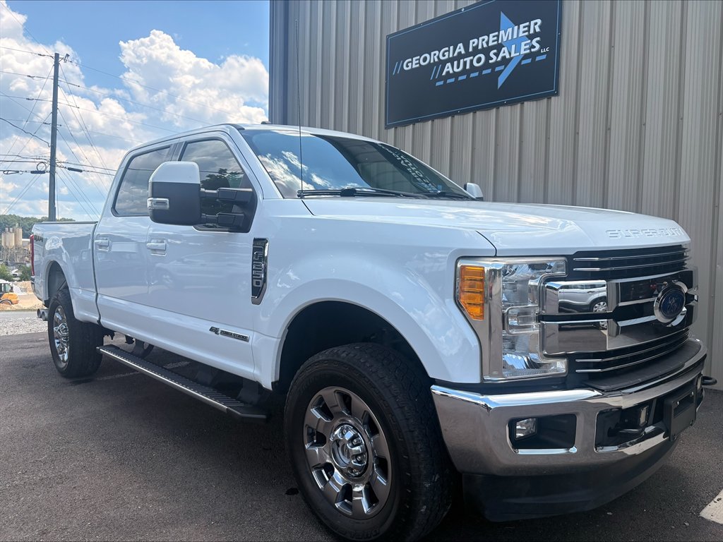 2017 Ford F-250 - $42,990
