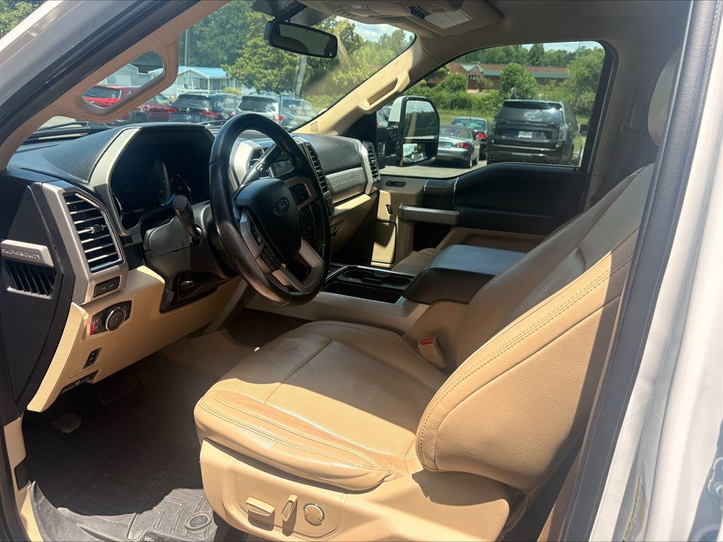 2017 Ford F-250 - $42,990