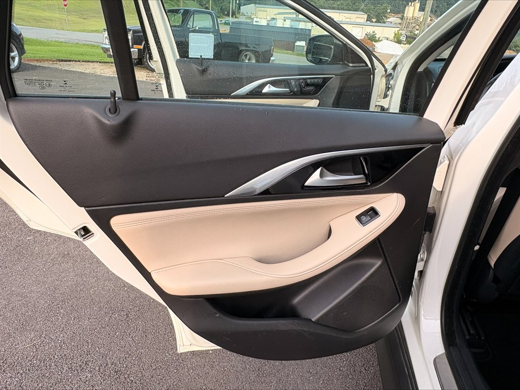 2018 INFINITI QX30 - $15,990